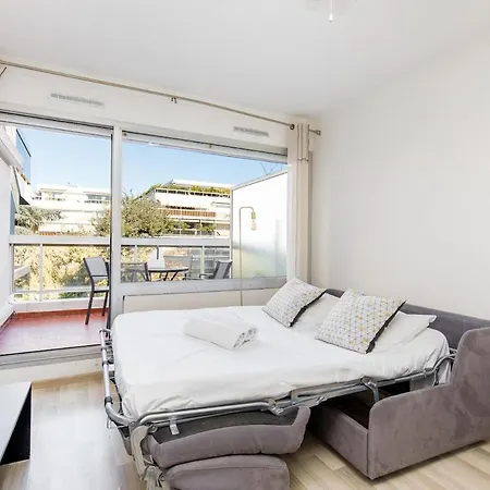 Coco - Beau 2 P Climatise Wifi Terrasse Piscine Lägenhet *