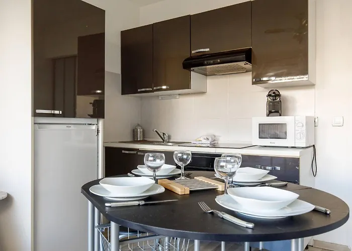 Coco - Beau 2 P Climatise Wifi Terrasse Piscine * Antibes